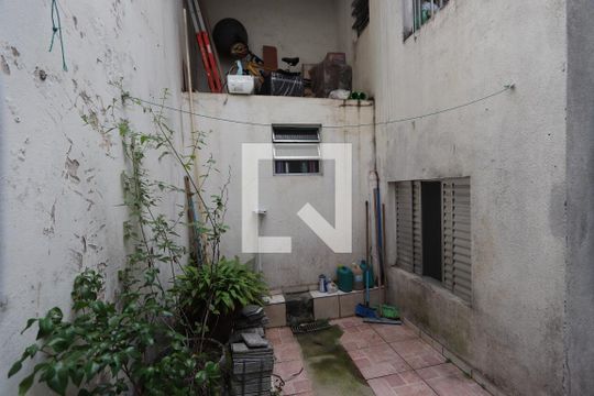 Quintal de casa à venda com 3 quartos, 200m² em Vila Mariana, São Paulo