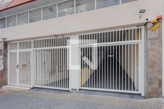 Fachada de apartamento à venda com 1 quarto, 50m² em Pinheiros, São Paulo