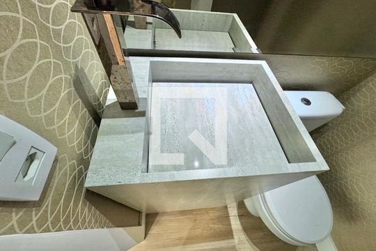 Lavabo de apartamento à venda com 3 quartos, 135m² em Barra da Tijuca, Rio de Janeiro