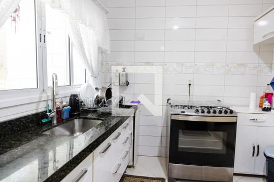 Cozinha de casa à venda com 3 quartos, 199m² em Vila Curuçá, Santo André