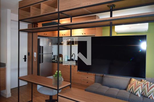 Studio de kitnet/studio para alugar com 1 quarto, 34m² em Pinheiros, São Paulo