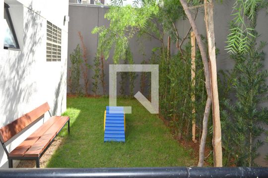 Área comum de kitnet/studio para alugar com 1 quarto, 34m² em Pinheiros, São Paulo