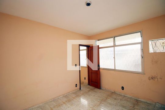 Quarto 1 de casa à venda com 2 quartos, 81m² em Brás de Pina, Rio de Janeiro