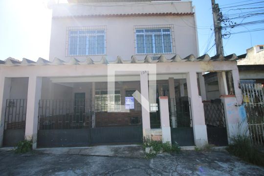 Fachada/ Placa  de casa à venda com 2 quartos, 81m² em Brás de Pina, Rio de Janeiro