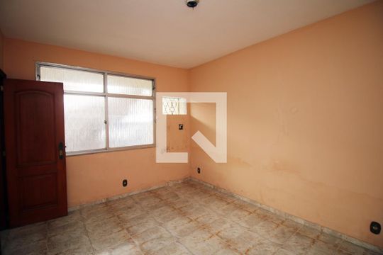 Quarto 1 de casa à venda com 2 quartos, 81m² em Brás de Pina, Rio de Janeiro