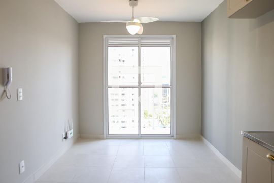 Apartamento à venda com 2 quartos, 34m² em Barra Funda, São Paulo