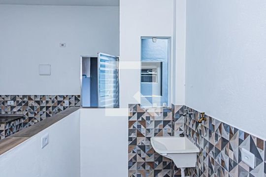 Área de Serviço de casa para alugar com 1 quarto, 31m² em Vila Boacava, São Paulo