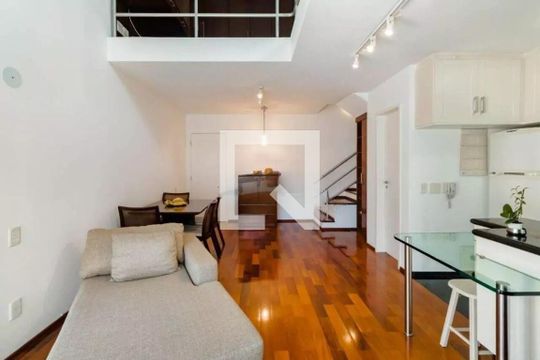 Sala de apartamento à venda com 1 quarto, 71m² em Vila Madalena, São Paulo