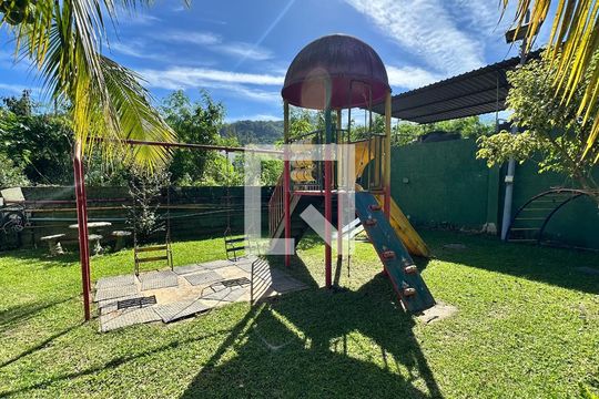 Área comum - Playground de casa de condomínio para alugar com 2 quartos, 55m² em Vargem Pequena, Rio de Janeiro