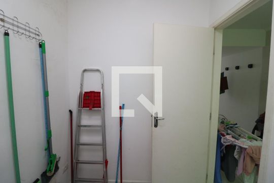 Quarto de Serviço de casa à venda com 3 quartos, 190m² em Chácara Mafalda, São Paulo