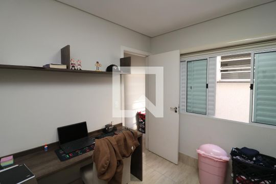 Quarto 2 de casa à venda com 3 quartos, 190m² em Chácara Mafalda, São Paulo