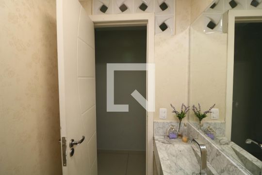 Lavabo de casa à venda com 3 quartos, 190m² em Chácara Mafalda, São Paulo