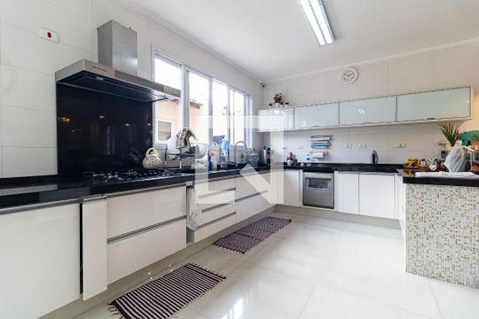 Cozinha de casa à venda com 3 quartos, 600m² em Cursino, São Paulo