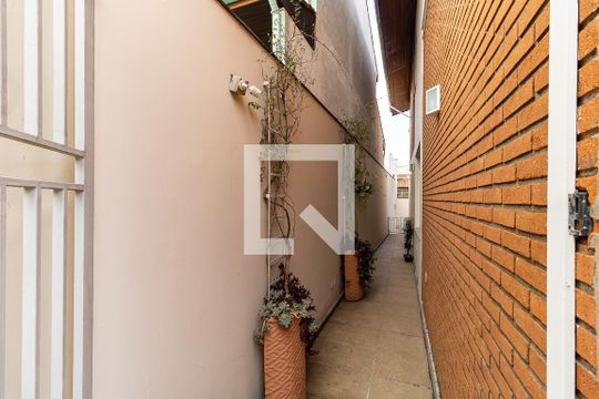 Corredor Lateral de casa à venda com 3 quartos, 600m² em Cursino, São Paulo