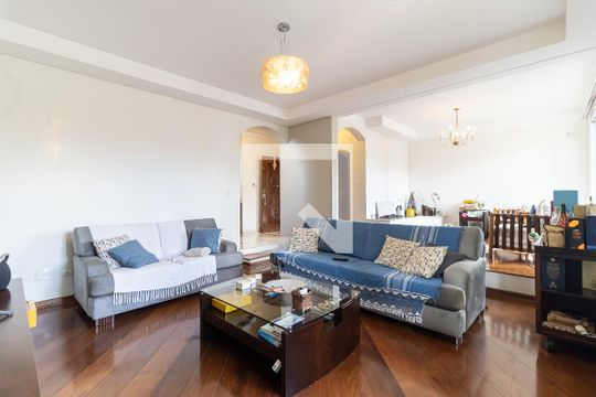 Sala de casa à venda com 3 quartos, 600m² em Cursino, São Paulo