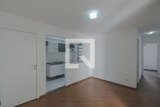 Sala de apartamento para alugar com 2 quartos, 60m² em Planalto, São Bernardo do Campo
