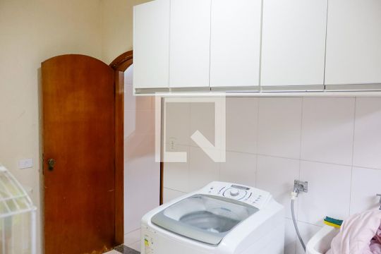 Área de Serviço de casa à venda com 4 quartos, 300m² em City Bussocaba, Osasco
