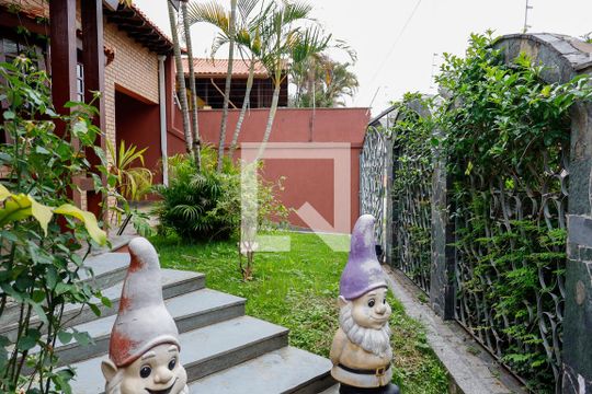 Área comum de casa à venda com 4 quartos, 300m² em City Bussocaba, Osasco