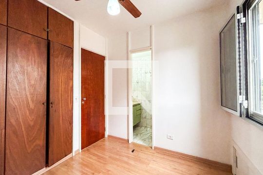 Suíte de apartamento para alugar com 1 quarto, 32m² em Santo Amaro, São Paulo