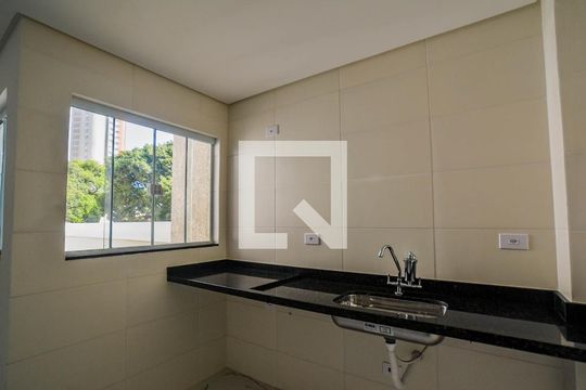 Sala/Cozinha de apartamento à venda com 2 quartos, 65m² em Vila Assunção, Santo André