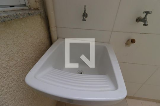 Área de Serviço  de apartamento para alugar com 2 quartos, 50m² em Vila Floresta, Santo André