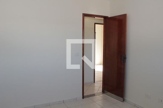Quarto 1 de casa de condomínio à venda com 3 quartos, 184m² em Vila Monticelli, Goiânia