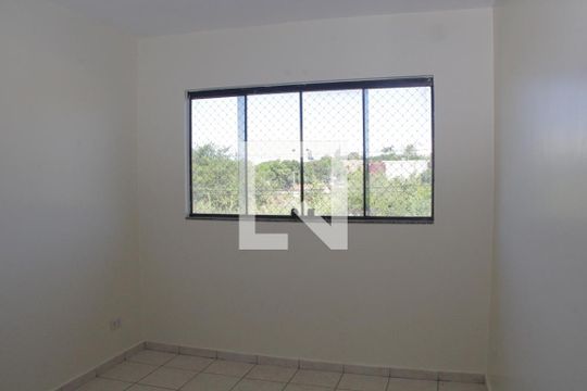 Quarto 2 de casa de condomínio à venda com 3 quartos, 184m² em Vila Monticelli, Goiânia