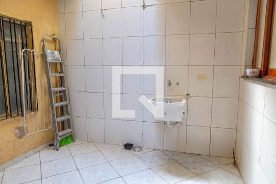 Área de Serviço de casa para alugar com 2 quartos, 90m² em Jardim Tranquilidade, Guarulhos