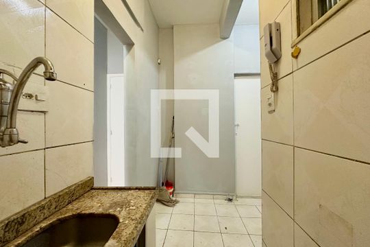 Cozinha e Área de Serviço de apartamento à venda com 1 quarto, 47m² em Centro, Rio de Janeiro