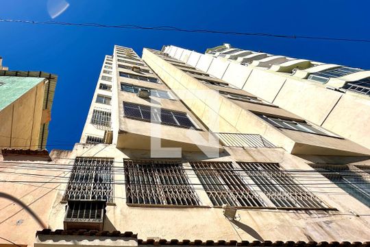 Fachada de apartamento à venda com 1 quarto, 47m² em Centro, Rio de Janeiro
