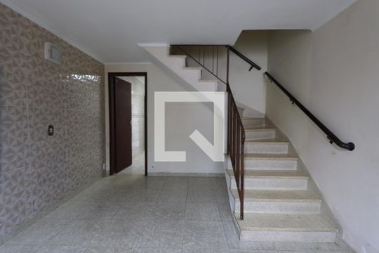 Sala de casa para alugar com 2 quartos, 107m² em Vila Prudente, São Paulo