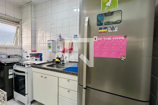 Cozinha de apartamento para alugar com 1 quarto, 46m² em Jardim Paulista, São Paulo