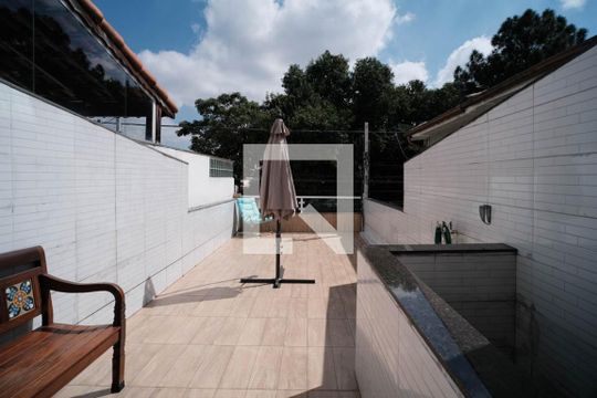 Área comum de casa à venda com 2 quartos, 156m² em Jardim Maringa, São Paulo