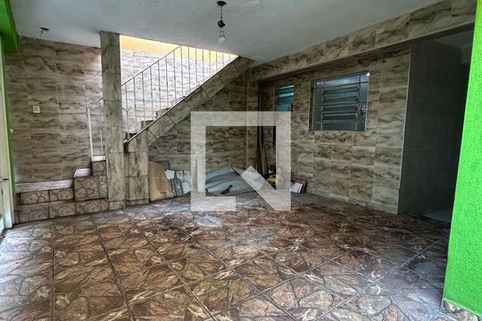 Casa à venda com 3 quartos, 160m² em Gopouva, Guarulhos
