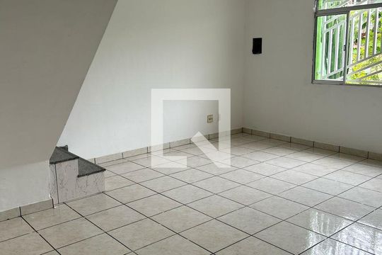 Casa à venda com 3 quartos, 160m² em Gopouva, Guarulhos