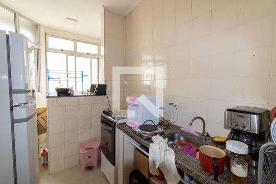 Cozinha de apartamento para alugar com 1 quarto, 55m² em Botafogo, Campinas