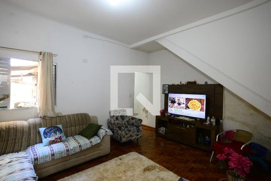 Casa à venda com 8 quartos, 360m² em Ipiranga, São Paulo