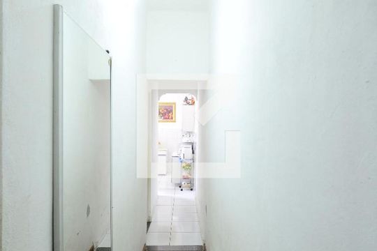 Corredor de casa à venda com 8 quartos, 360m² em Ipiranga, São Paulo