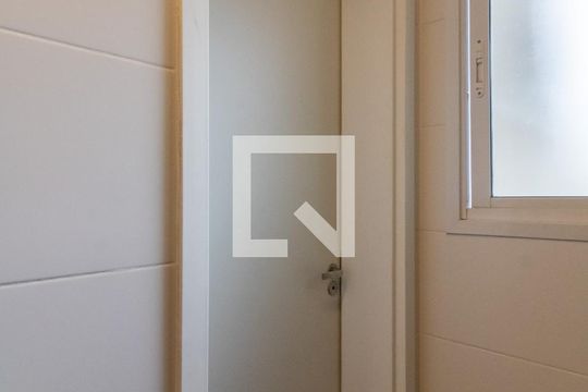 Despensa de apartamento para alugar com 3 quartos, 106m² em Jardim Flor da Montanha, Guarulhos