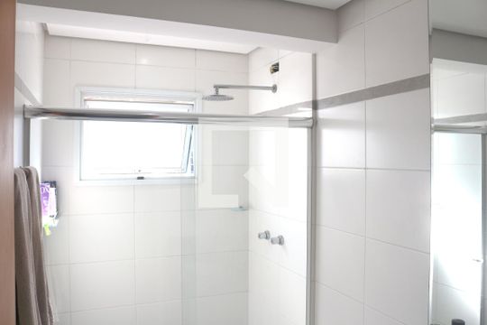 Banheiro da Suíte 2 de apartamento à venda com 3 quartos, 254m² em Santo Antônio, São Caetano do Sul