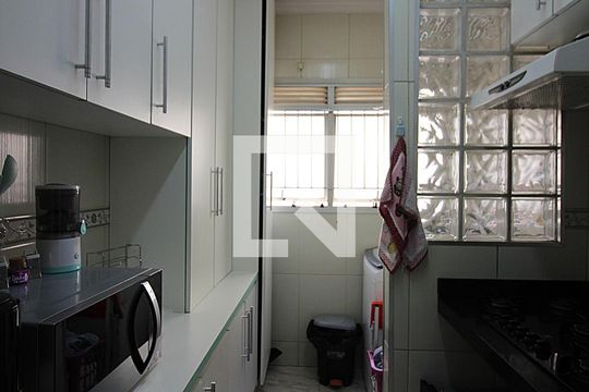 Cozinha de apartamento para alugar com 3 quartos, 78m² em Planalto, São Bernardo do Campo