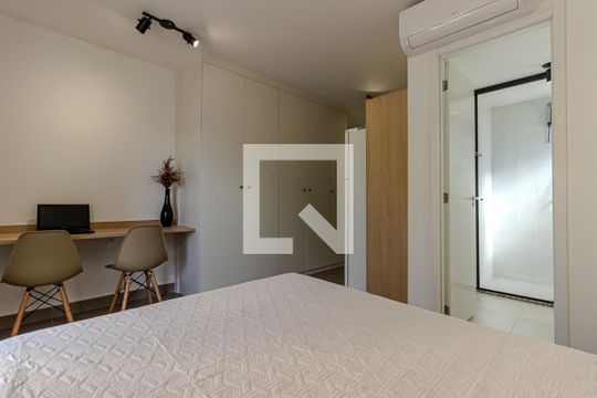 Studio de kitnet/studio à venda com 1 quarto, 26m² em Santo Amaro, São Paulo