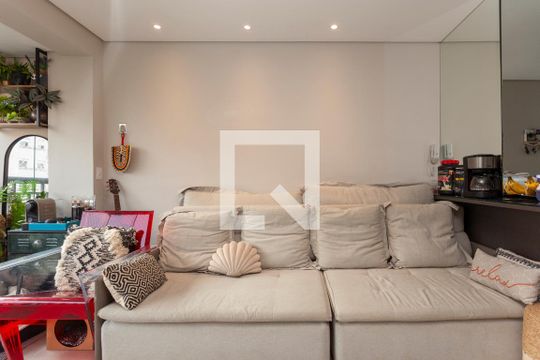 Sala de apartamento para alugar com 1 quarto, 40m² em Vila Castelo, São Paulo