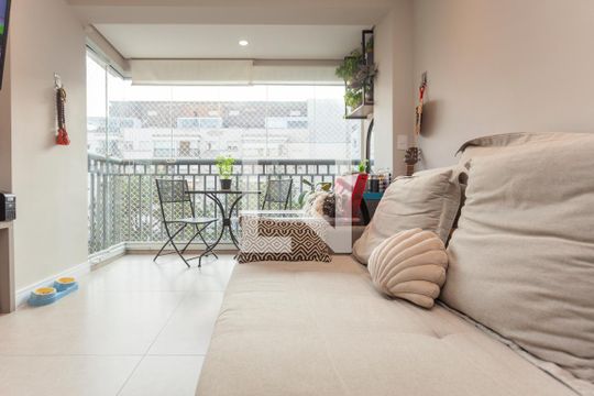 Sala de apartamento para alugar com 1 quarto, 40m² em Vila Castelo, São Paulo
