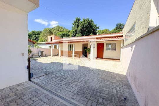 Área comum de apartamento para alugar com 1 quarto, 35m² em Ingleses do Rio Vermelho, Florianópolis