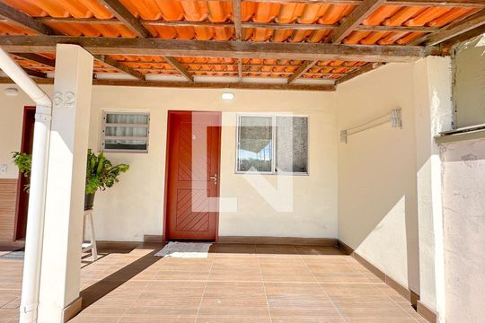 Área comum de apartamento para alugar com 1 quarto, 35m² em Ingleses do Rio Vermelho, Florianópolis