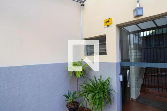 Área comum de apartamento para alugar com 2 quartos, 55m² em Santo Antônio, Belo Horizonte
