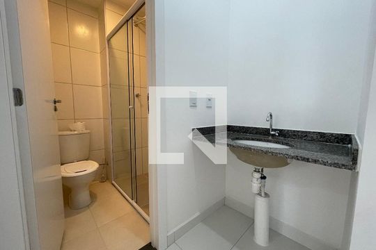 Banheiro Social de apartamento para alugar com 2 quartos, 35m² em Jaguaré, São Paulo