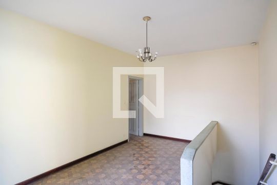 Acesso aos quartos de casa à venda com 6 quartos, 250m² em Vila Mariza, São Bernardo do Campo