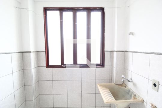 Cozinha e Área de Serviço de apartamento para alugar com 2 quartos, 50m² em Santa Mônica, Uberlândia